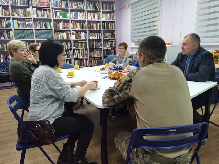 Глава Красноселькупского района встретился с участником СВО и семьями бойцов