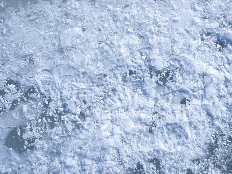 В Якутии до 20 тонн увеличена грузоподъемность ледовых переправ через реку Вилюй