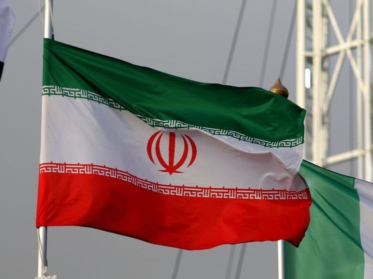 МИД Ирана выразил протест России из-за поддержки заявлений о спорных островах