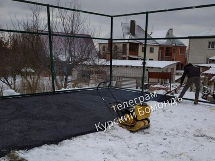 В Курске подрядчика накажут за укладку асфальта в снег