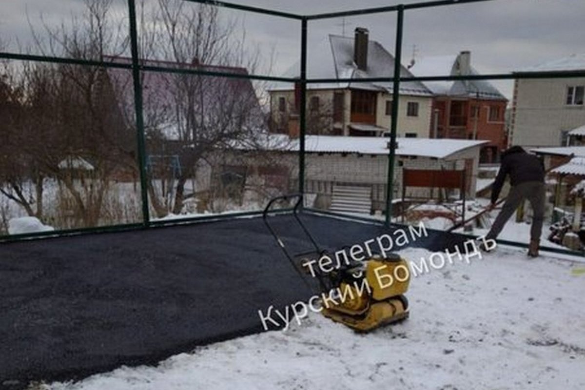 В Курске подрядчика накажут за укладку асфальта в снег