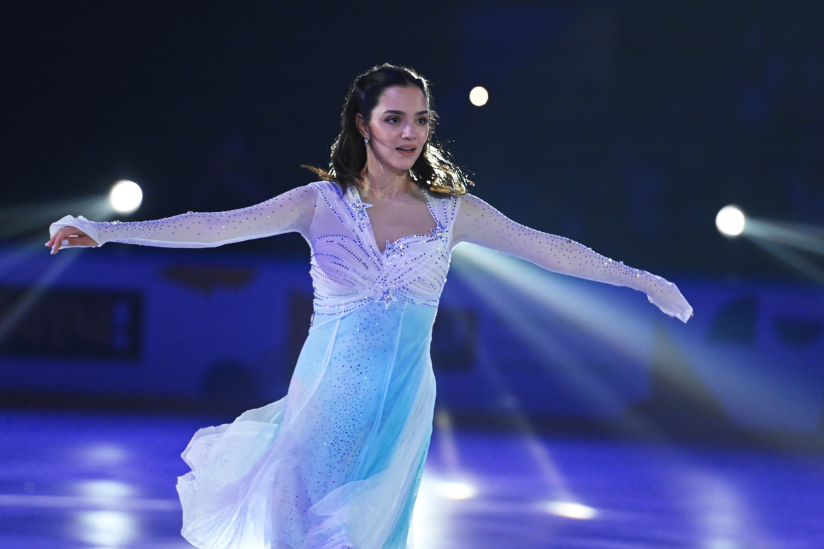 Figure skater Medvedeva spoke about intimate gifts from fans