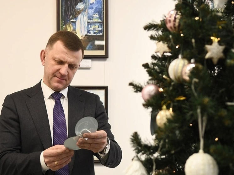 В Краснодаре 200 талантливых детей получат новогодние подарки от местных властей