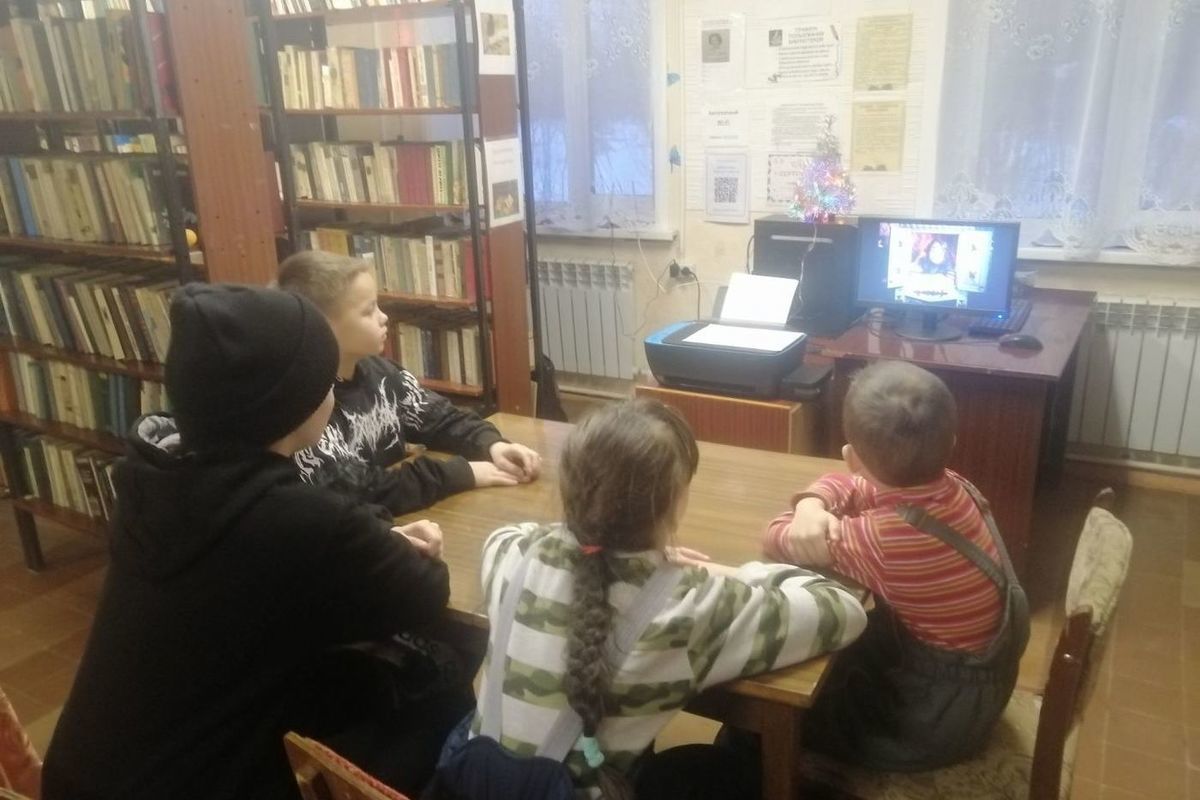 В Нейском районе работники Абросимовской библиотеки провели викторину по новогодним сказкам