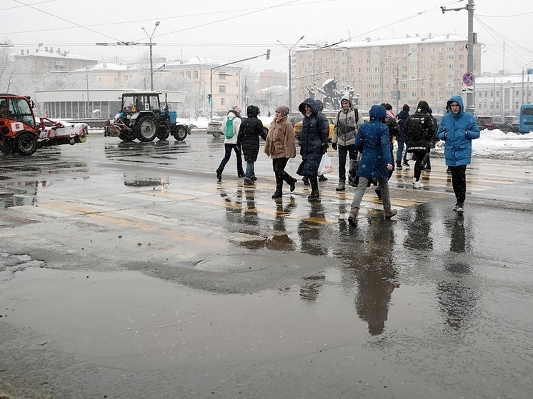 Специалисты центра погоды «Фобос» спрогнозировали аномально теплый конец года в Москве