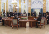 После этого даже Алиев и Пашинян пожали руки друг другу

