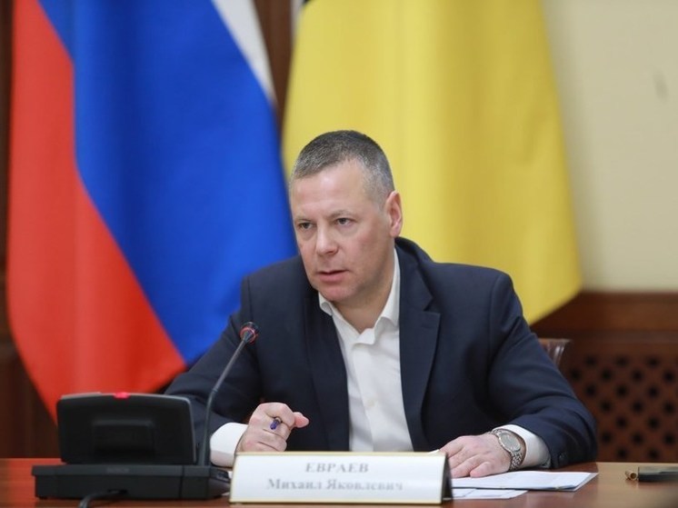 Губернатор Михаил Евраев потребовал восстановить электроснабжение населенных пунктов в кратчайшие сроки