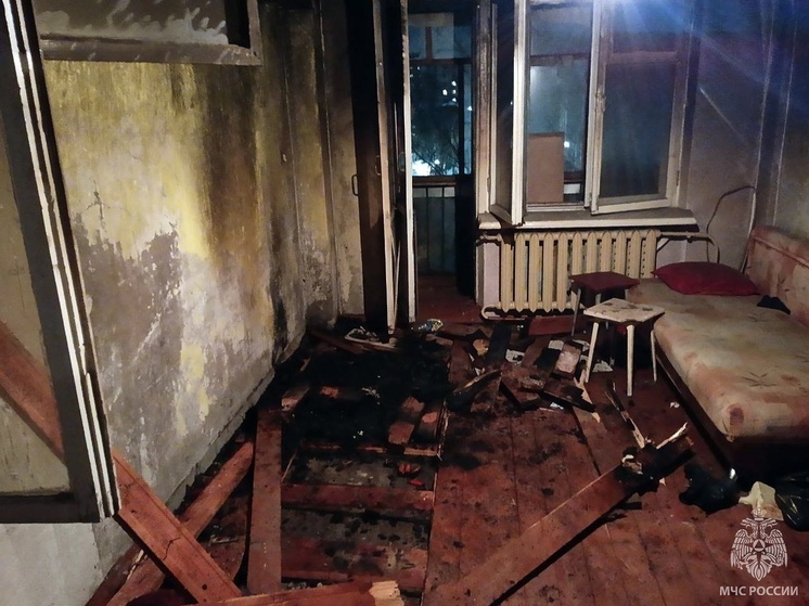 Мужчина и женщина погибли на пожаре в Вологде