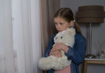 В Новосергиевском районе Оренбурга женщина оставила свою 4-летнюю дочку у знакомых и забыла про нее на полгода