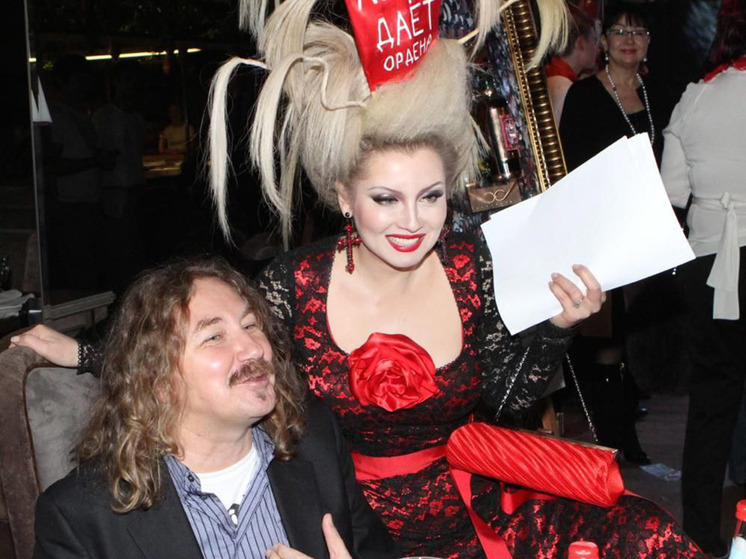 Она предложила понаблюдать, что еще придумают ее участники