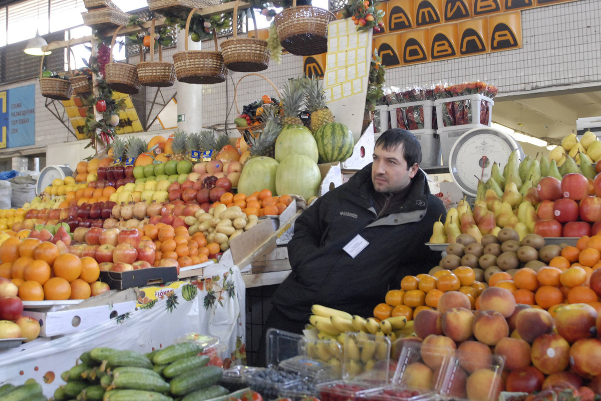 Economist Ilyashenko explained why city residents refuse to go to markets