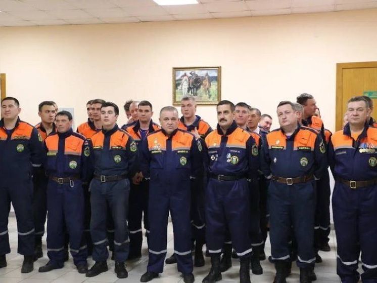 Ратмир Мавлиев поздравил уфимских спасателей с профессиональным праздником