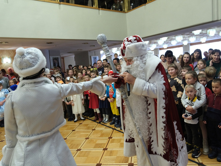 В Курске состоялась первая Губернаторская ёлка