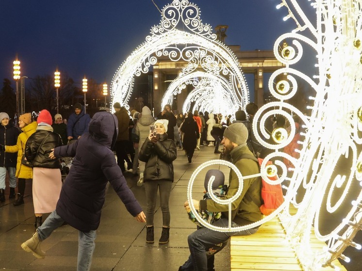 Вильфанд: в новогоднюю ночь в Москве может похолодать до минус 10 градусов