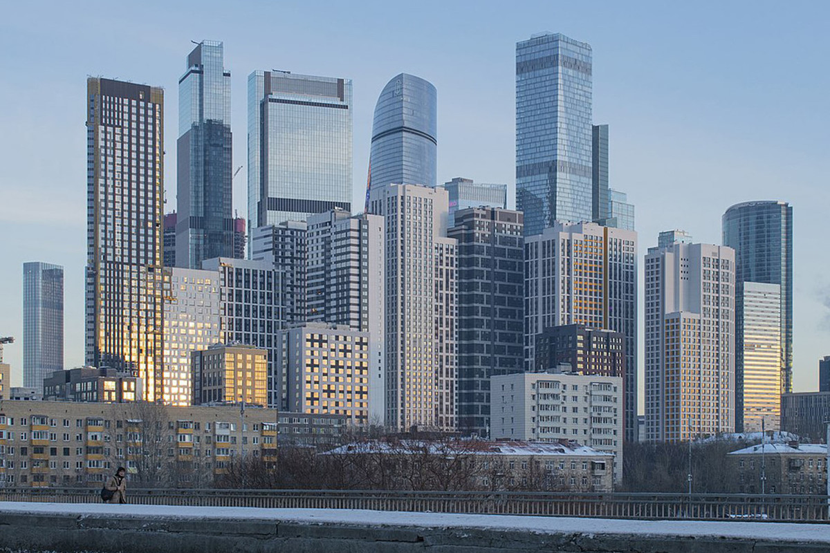 С мойки в Москве-Сити угнали «Ламборджини» ценой более 20 млн - МК