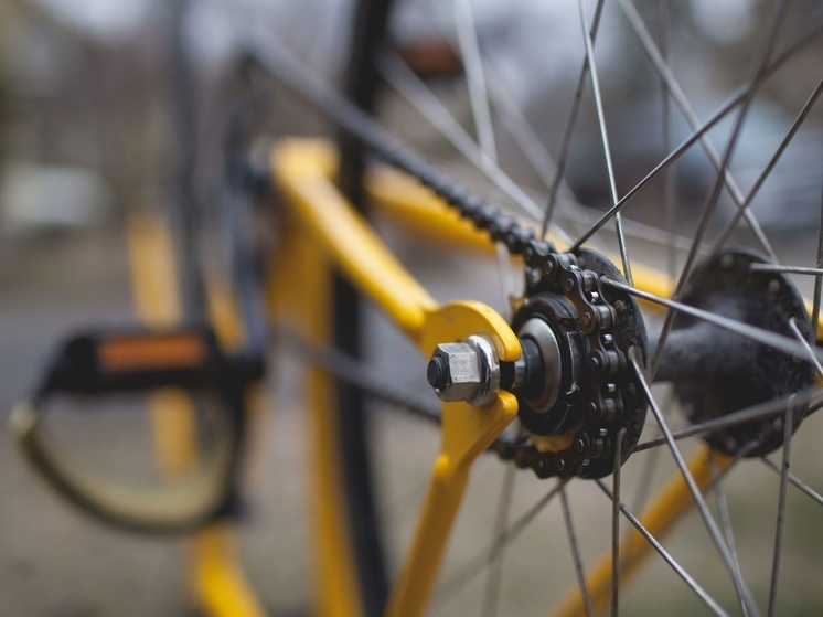 Пьяный житель Беломорска украл велосипед на парковке у магазина