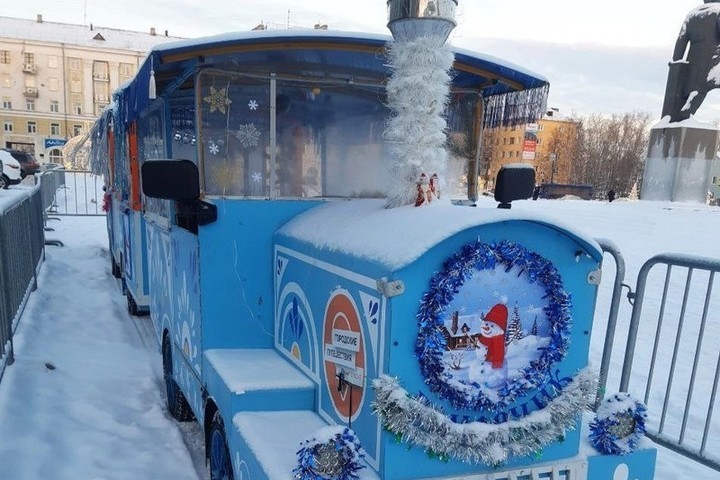 В Северодвинске детей бесплатно прокатят на паровозике по центральной площади