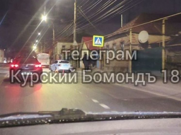 Соцсети: в Курске на Малых автобус ПАЗ насмерть сбил человека