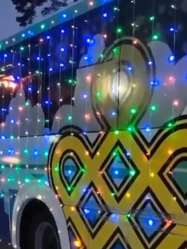 В новогоднюю ночь трамваи и автобусы в Улан-Удэ будут ездить до часу ночи бесплатно