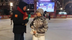 Алена Бабенко с мужем пришли на каток: видео катания