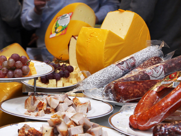 Новогодний стол не ударит по карману жителей Подмосковья