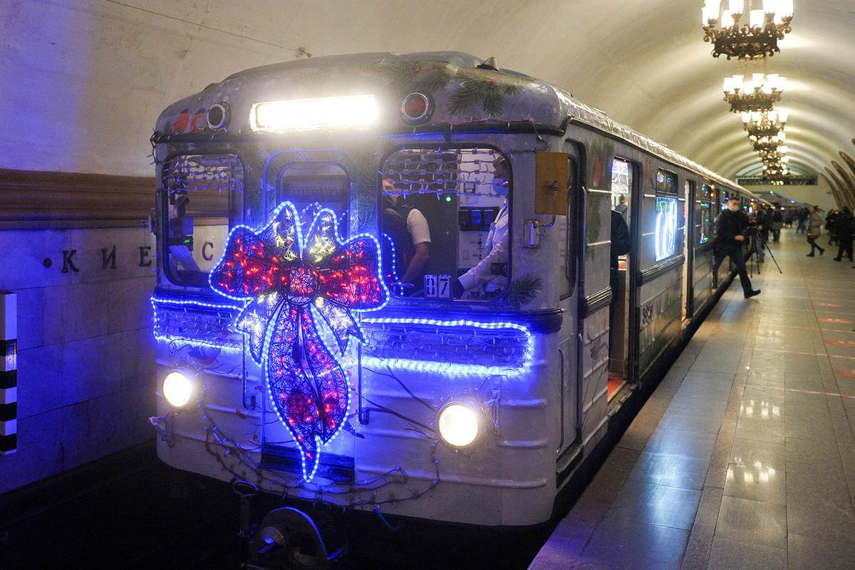 Стал известен график работы московского метро в Новый год и на Рождество -  МК