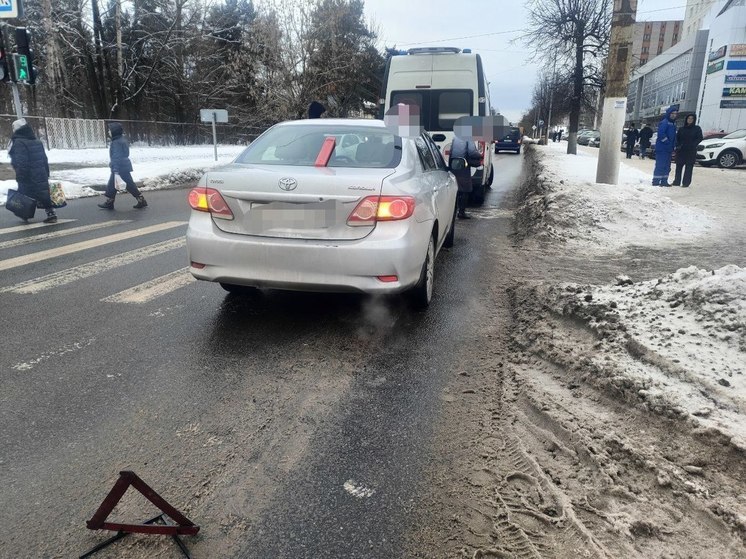 В Твери пожилой водитель сбил ребенка на «зебре»
