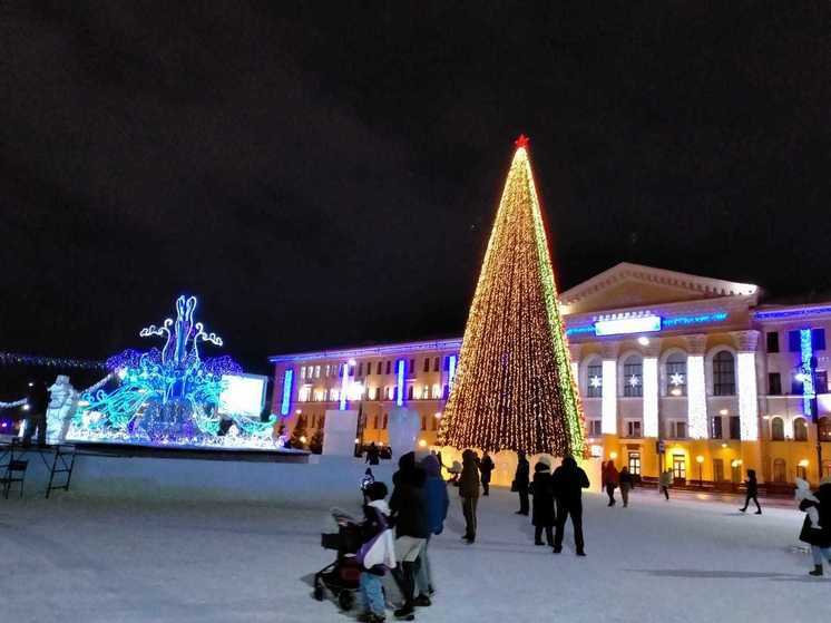 Обращение президента и выступления артистов: томичи смогут провести новогоднюю ночь на Новособорной площади