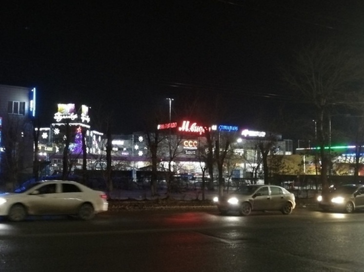 В Оренбурге утвердили график работы торговых центров в праздники