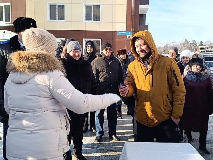 Более 100 семей отпраздновали новоселье в преддверии Нового года на Сахалине