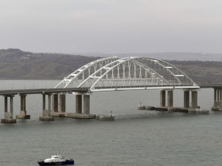Движение для автотранспорта по Крымскому мосту восстановилось