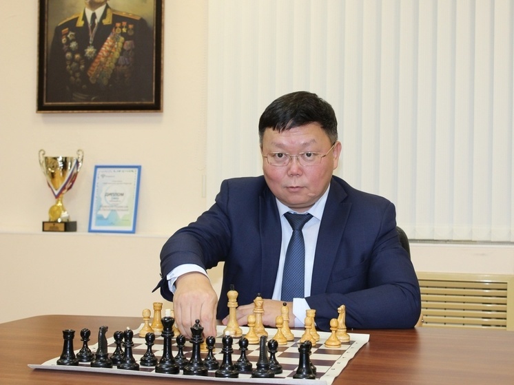 Глава управления Росреестра по Калмыкии победил в шахматном онлайн-турнире