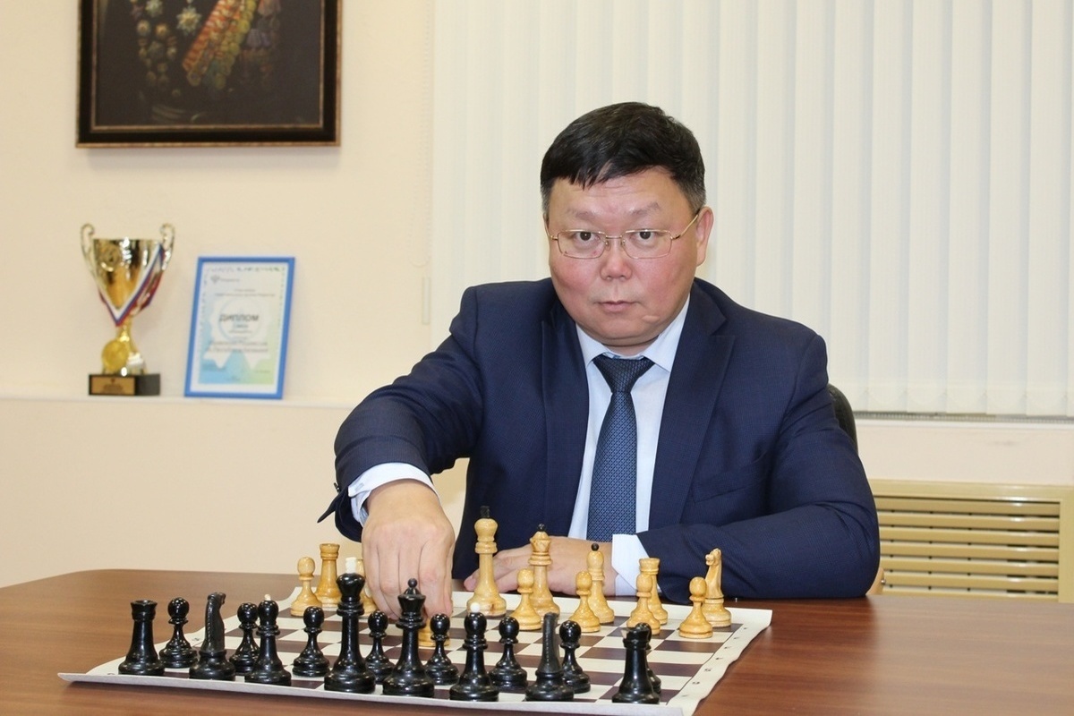 Глава управления Росреестра по Калмыкии победил в шахматном онлайн-турнире