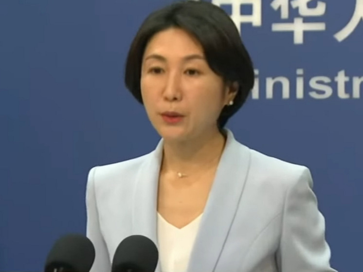 МИД Китая: Пекин продолжит способствовать урегулированию украинского кризиса