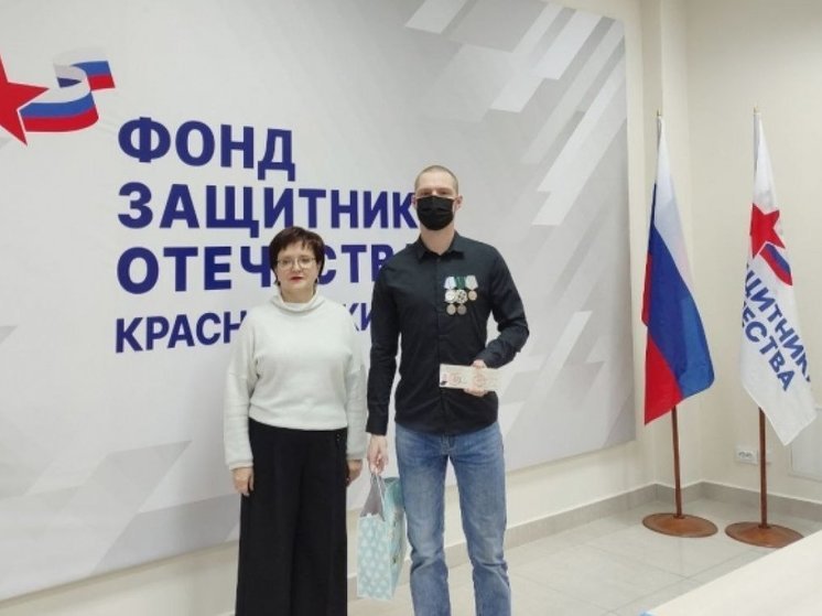 Бойцам СВО в Красноярском крае вручили удостоверения ветеранов боевых действий