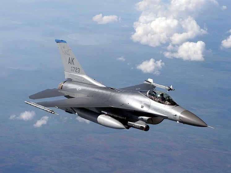 СМИ: страны Запада готовятся передать Украине истребители F-16