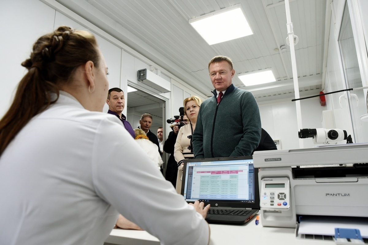 Старовойт посетил новое отделение общей врачебной практики под Курском