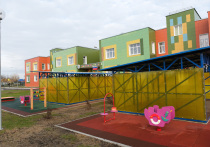 Сегодня Игорь Бабушкин присутствовал на церемонии открытия нового детского сада №1 в городе Камызяк Камызякского района Астраханской области, который был построен в рамках нацпроекта «Демография»
