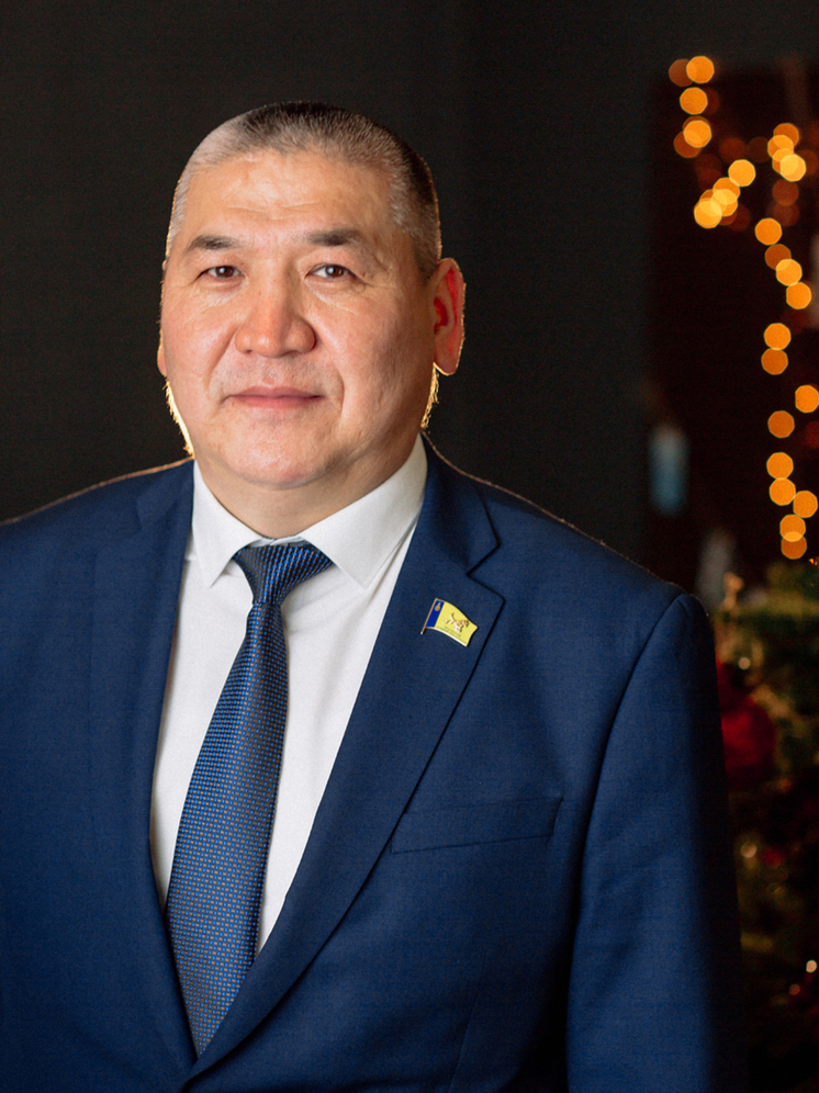 Председатель Улан-Удэнского горсовета поздравил жителей города с Новым годом
