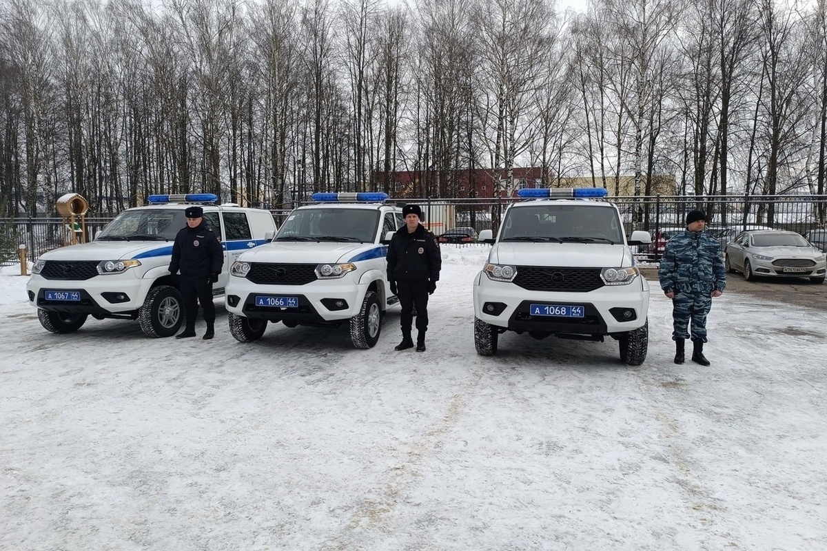 Костромские подарки: полицейские въедут в Новый Год на новых автомобилях