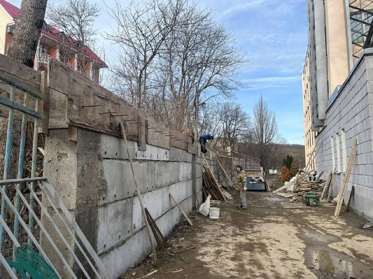 В Железноводске разработают программу по ремонту аварийных подпорных стен