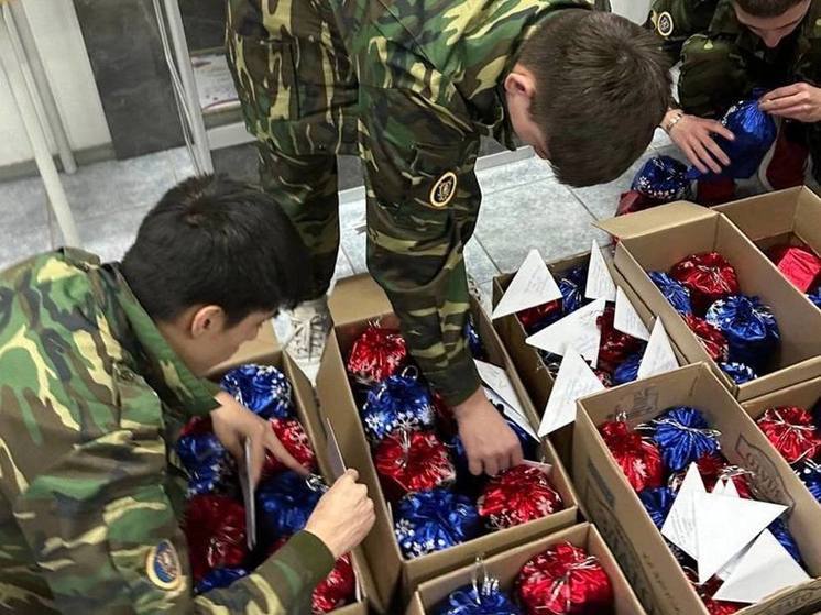 Кадеты из Югры отправили военнослужащим в госпитали подарки