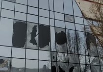 Пресс-служба МЧС России сообщила, что в Белгороде огнеборцами ведомства были ликвидированы все пожары после обстрела города со стороны ВСУ