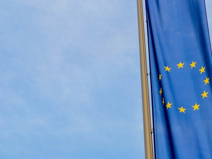 В Еврокомиссии назвали срок вступления Украины в ЕС: "Годы, а не десятилетия"