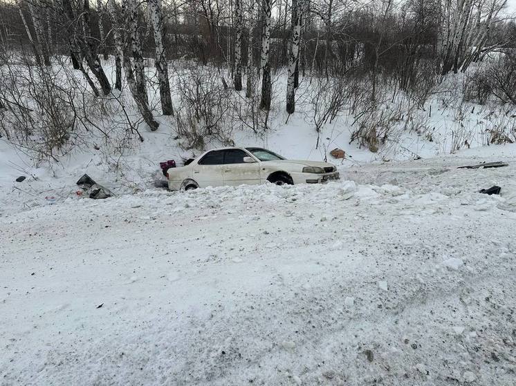 Двое детей пострадали в столкновении двух иномарок на трассе Тюмень-Омск