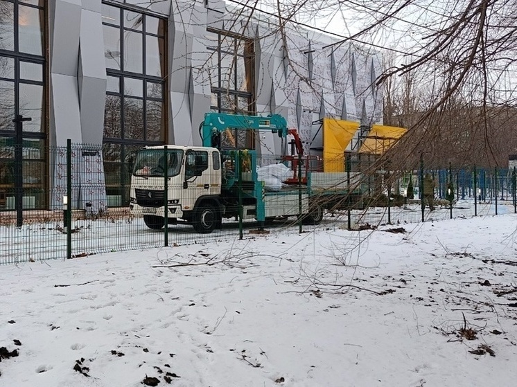 За два года в ЛНР планируется восстановить более тысячи объектов