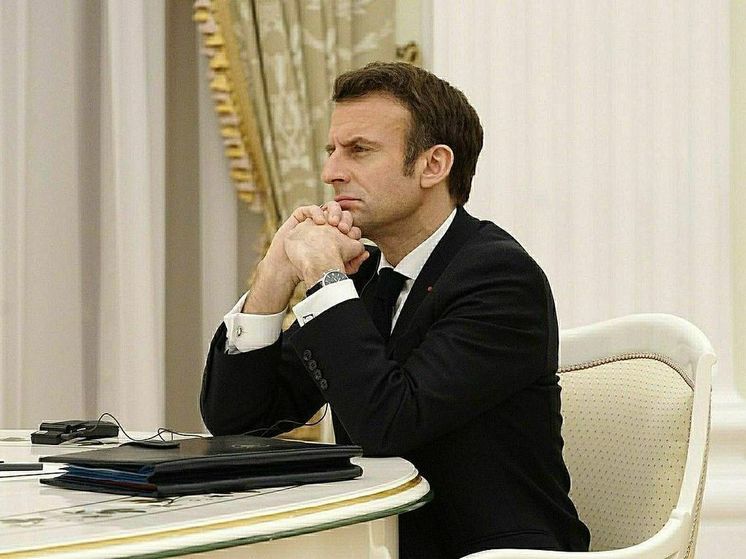Президент Франции Макрон призвал поддержать Украину и остановить Россию