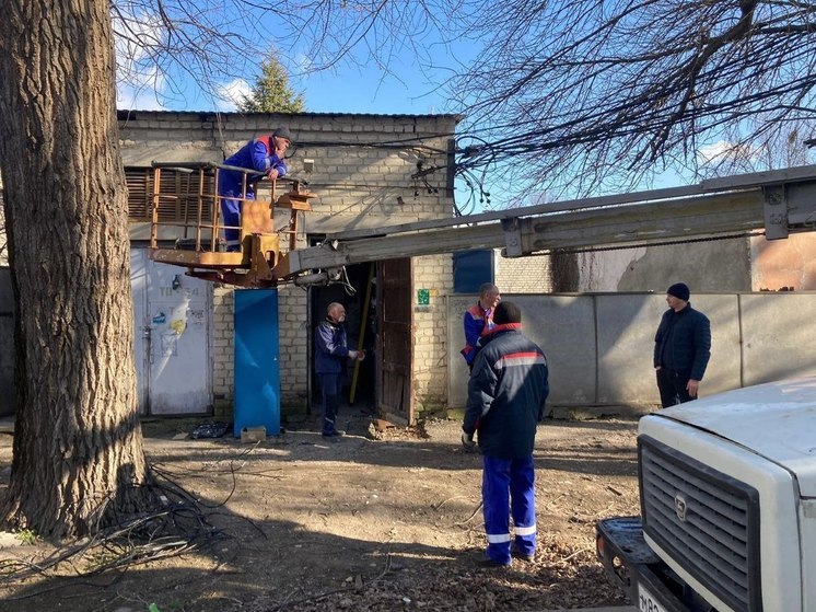 В Ессентуках пиротехникой повредило линии электроперадач