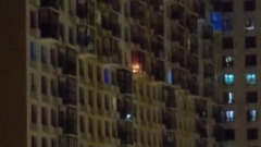 Новогодний фейерверк закончился пожаром в Подмосковье: момент возгорания попал на видео