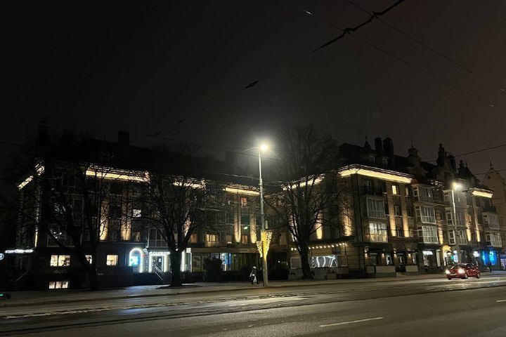 В Калининграде установили подсветку на фасадах жилых домов